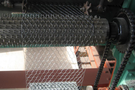 HOT DIP GALVANIZED CHICKEN MESH